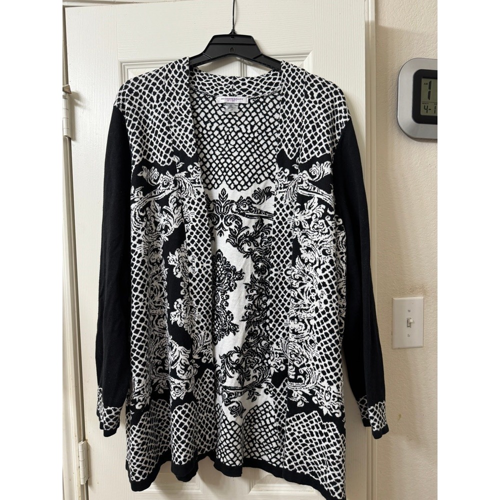 Sweater Jacket black and white, plus size 3X
